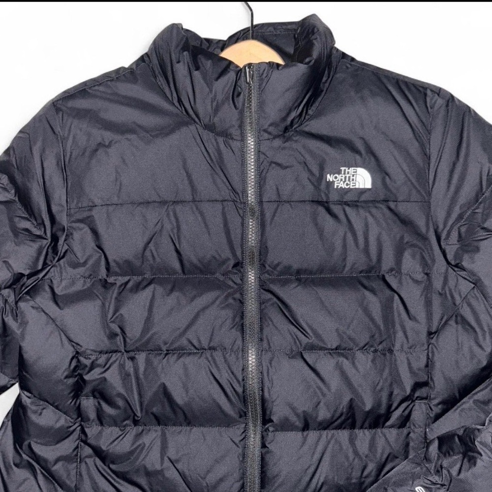 The North Face 550 Black Puffer Jacket - Picture 2 of 8